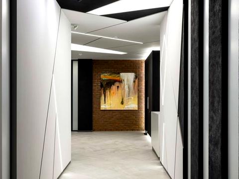 коммерческая по адресу Евгения Коновальца ул. (Щорса), 36-А