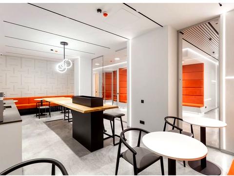 коммерческая по адресу Евгения Коновальца ул. (Щорса), 36-А