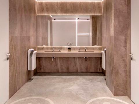 коммерческая по адресу Евгения Коновальца ул. (Щорса), 36-А