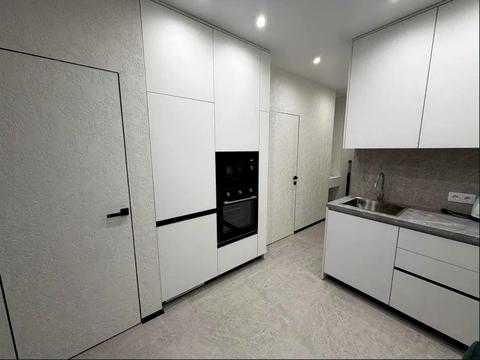 квартира по адресу Мольера ул., 77