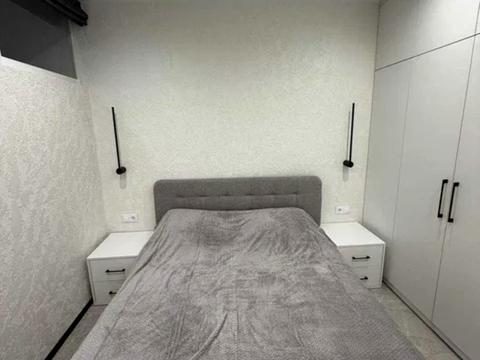 квартира по адресу Мольера ул., 77