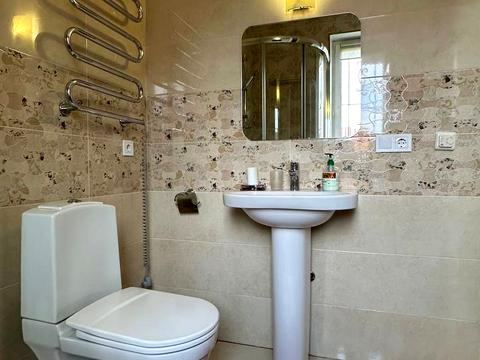 дом по адресу Лугова