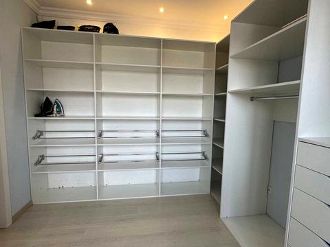 дом по адресу Лугова