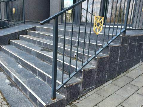 комерційна за адресою Івана Кожедуба вул., 3