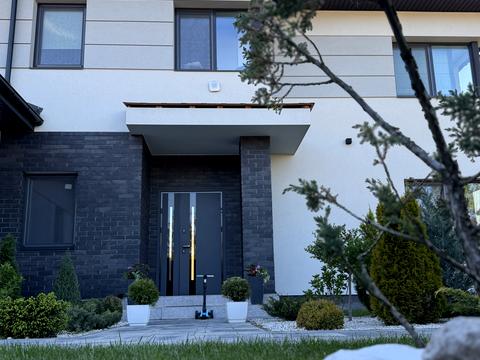 будинок за адресою Київ, Петрівський пров., 10