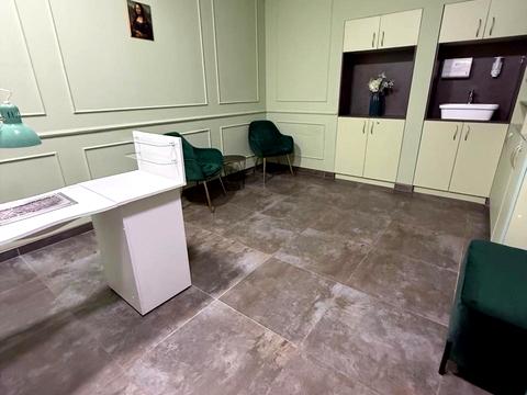 коммерческая по адресу Французский бульв., 12/1