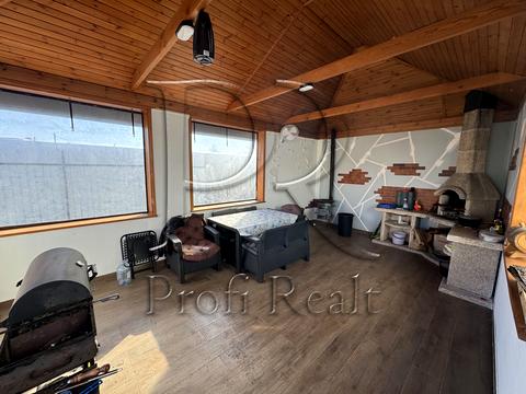 дом по адресу Зимня вулиця