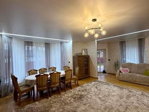 будинок за адресою Відродження