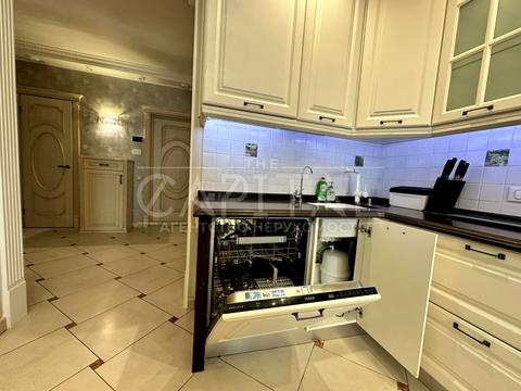 квартира за адресою Йорданська вул. (Лайоша Гавро), 1