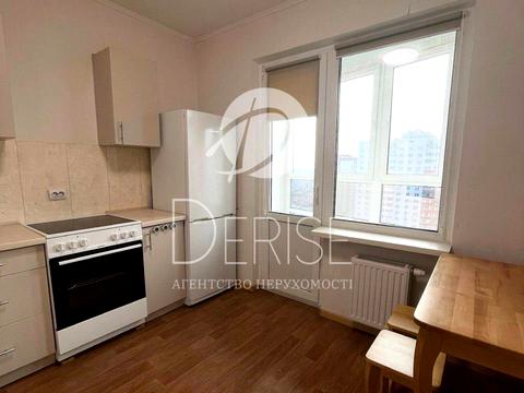 квартира за адресою Софії Русової вул., 7-Г