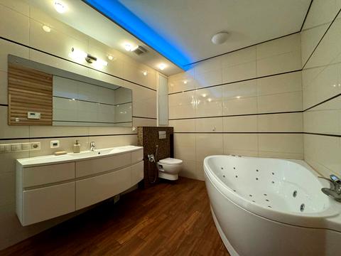 квартира по адресу Урловская ул., 40