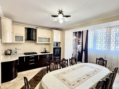 квартира за адресою Петра Маланюка вул., 52/2