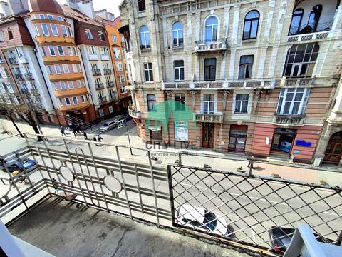 квартира за адресою Чорновола вул., 35