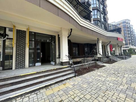 комерційна за адресою Мартинова просп., (вул. Радісна, 6)