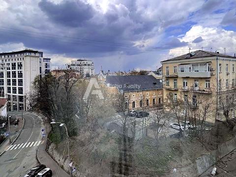 квартира по адресу Круглоуниверситетская ул., 13