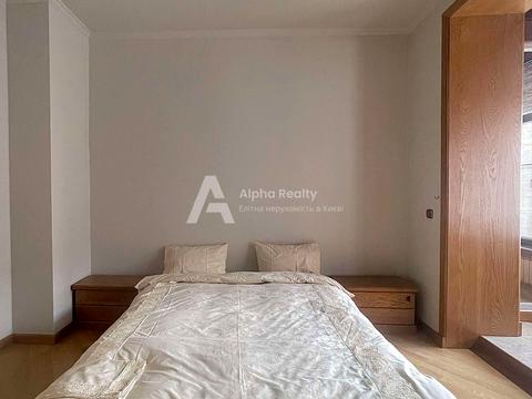 квартира по адресу Круглоуниверситетская ул., 13