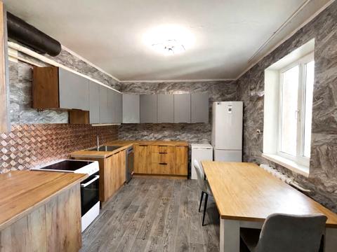 будинок за адресою Молодіжна