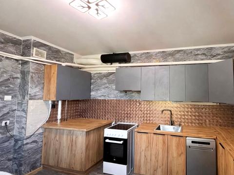 будинок за адресою Молодіжна