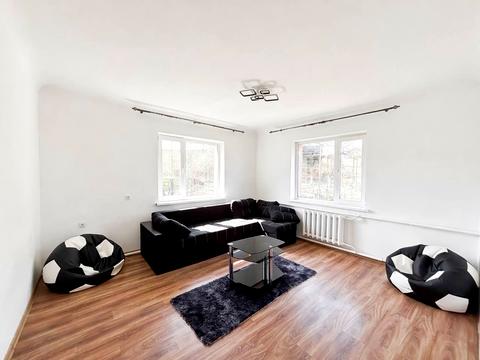 будинок за адресою Молодіжна