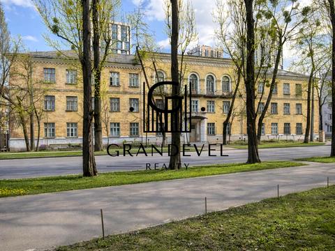 квартира по адресу Дениса Монастирського ул. (Василя Сурікова), 4