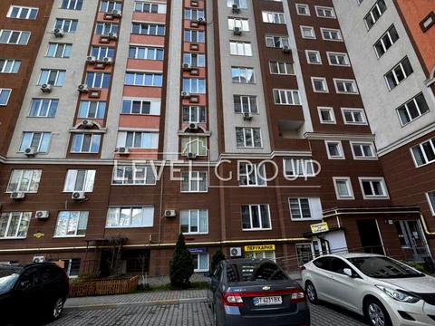 квартира по адресу Леси Украинки бульв., 4