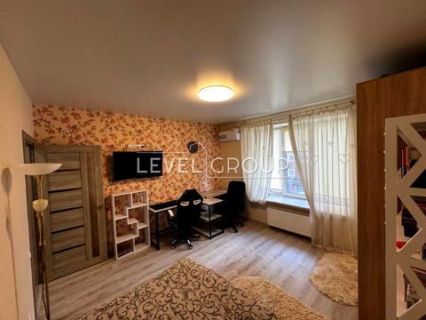 квартира по адресу Леси Украинки бульв., 4