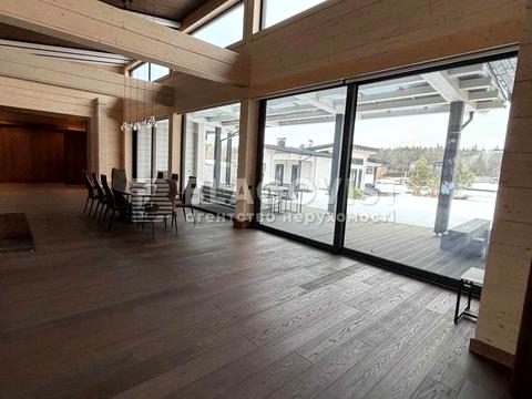 будинок за адресою Жовтнева вул.