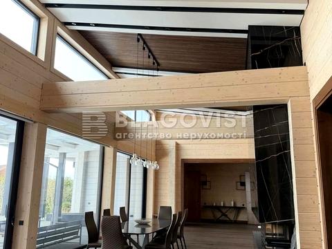 будинок за адресою Жовтнева вул.