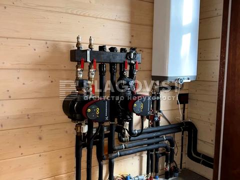 будинок за адресою Жовтнева вул.