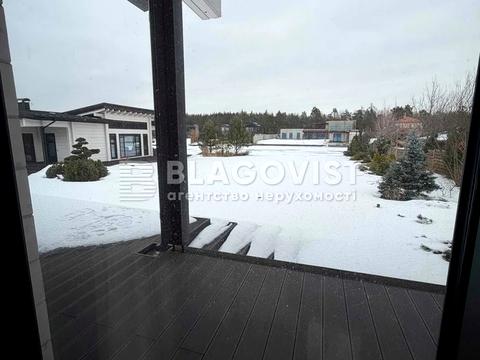 будинок за адресою Жовтнева вул.