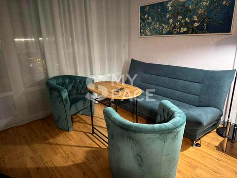 квартира за адресою Генерала Грекова вул., 4