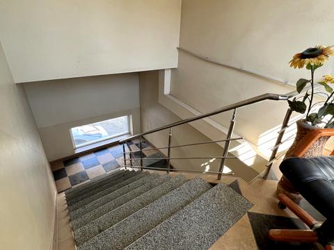 коммерческая по адресу Киевская ул., 85