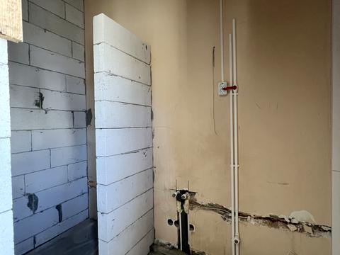 коммерческая по адресу Киевская ул., 85