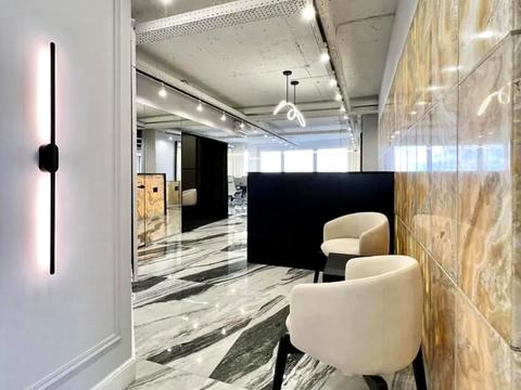 коммерческая по адресу Кловский спуск, 7a