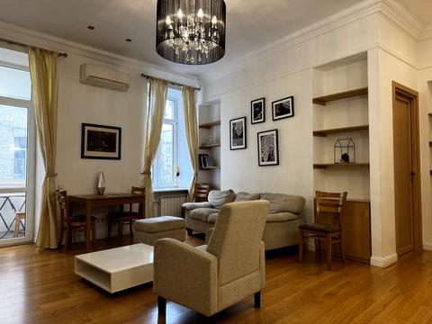 квартира за адресою Євгена Чикаленка вул. (Пушкінська), 39