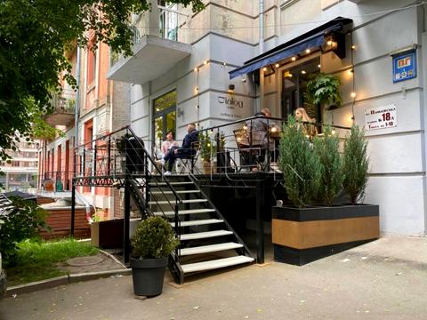 комерційна за адресою Паньківська вул., 18-А