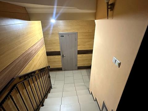 комерційна за адресою Раїси Окіпної вул., 10-А