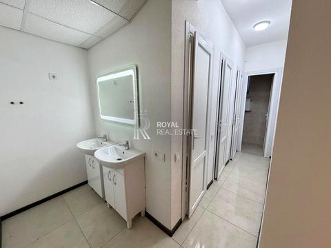 комерційна за адресою Марії Примаченко вул. (Першотравнева), 20