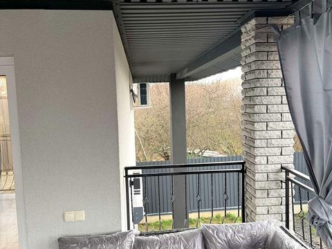 будинок за адресою Дачна