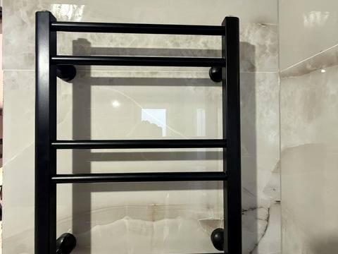 будинок за адресою Дачна