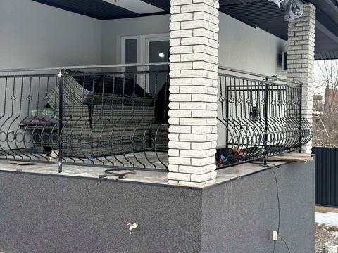 будинок за адресою Дачна