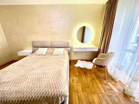 квартира за адресою Володимира Івасюка вул., 86