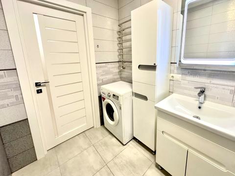 квартира за адресою Володимира Івасюка вул., 86