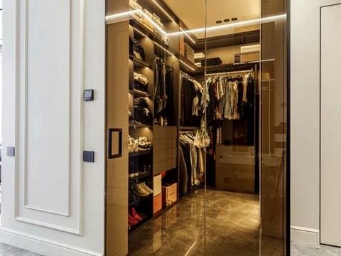 квартира за адресою Дніпровська набережна вул., 14-Б