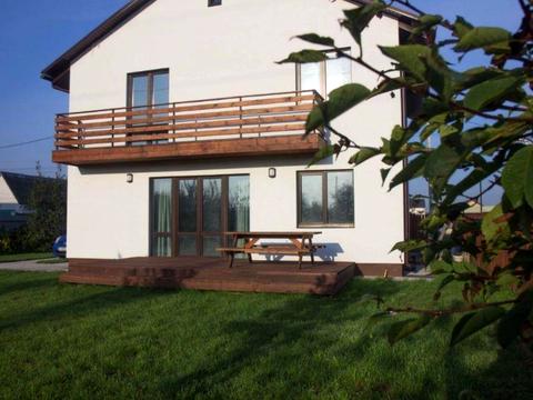 будинок за адресою яблунева