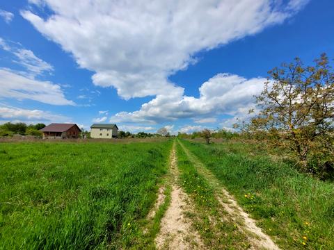 участок по адресу Небесної сотні