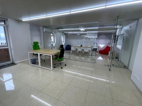 коммерческая по адресу Коперника ул., 11