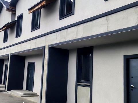 будинок за адресою Леоніда Каденюка вул., 99