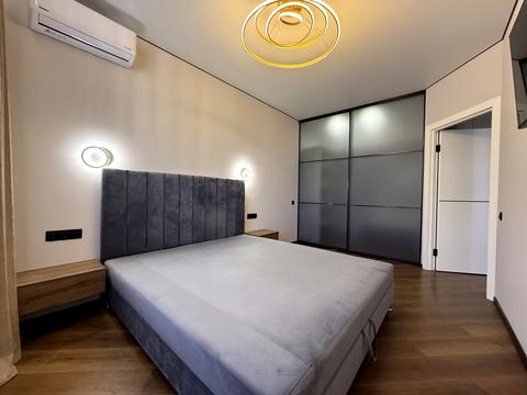 квартира по адресу Героев Небесной Сотни просп., (Будинок 20/10)