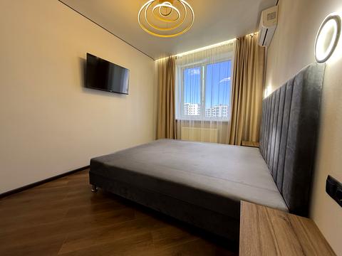 квартира по адресу Героев Небесной Сотни просп., (Будинок 20/10)